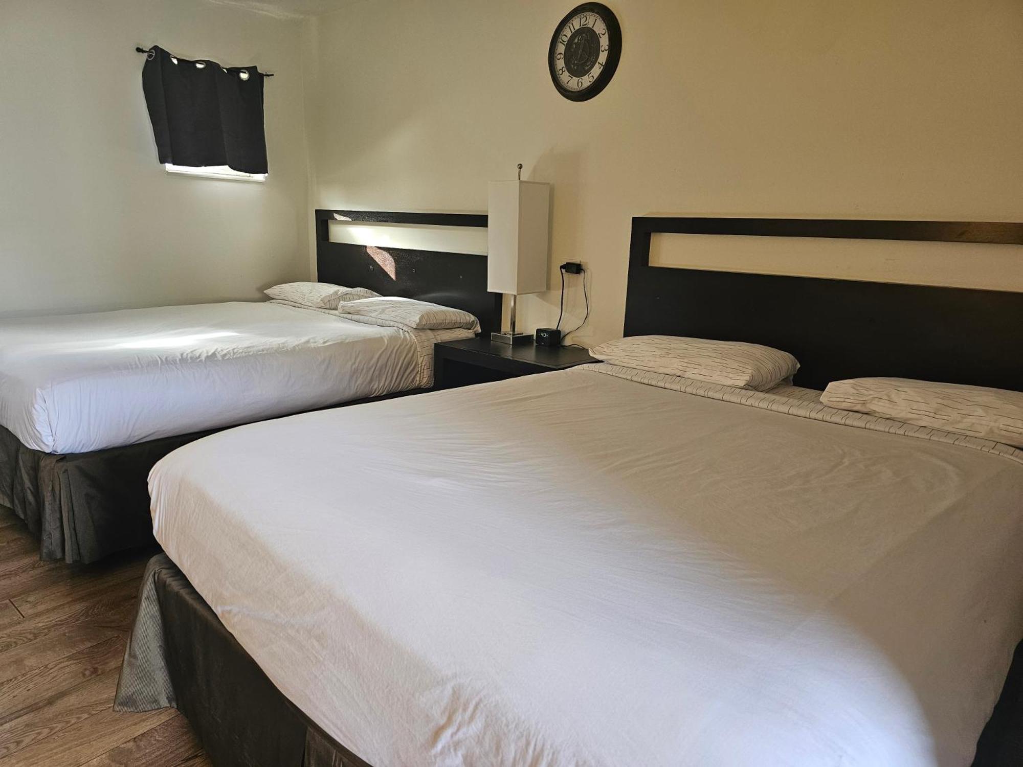 H&H Motor Lodge ไอดาโฮสปริงส์ ภายนอก รูปภาพ